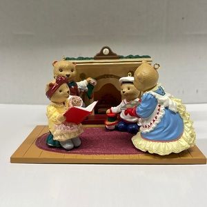 The Bearingers Hallmark Keepsake Ornament Set 1993